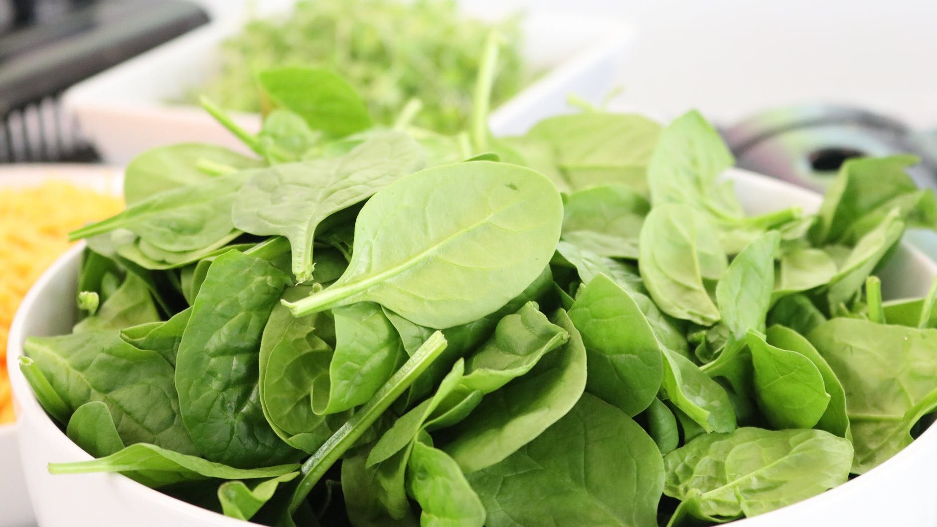 bowl of spinach